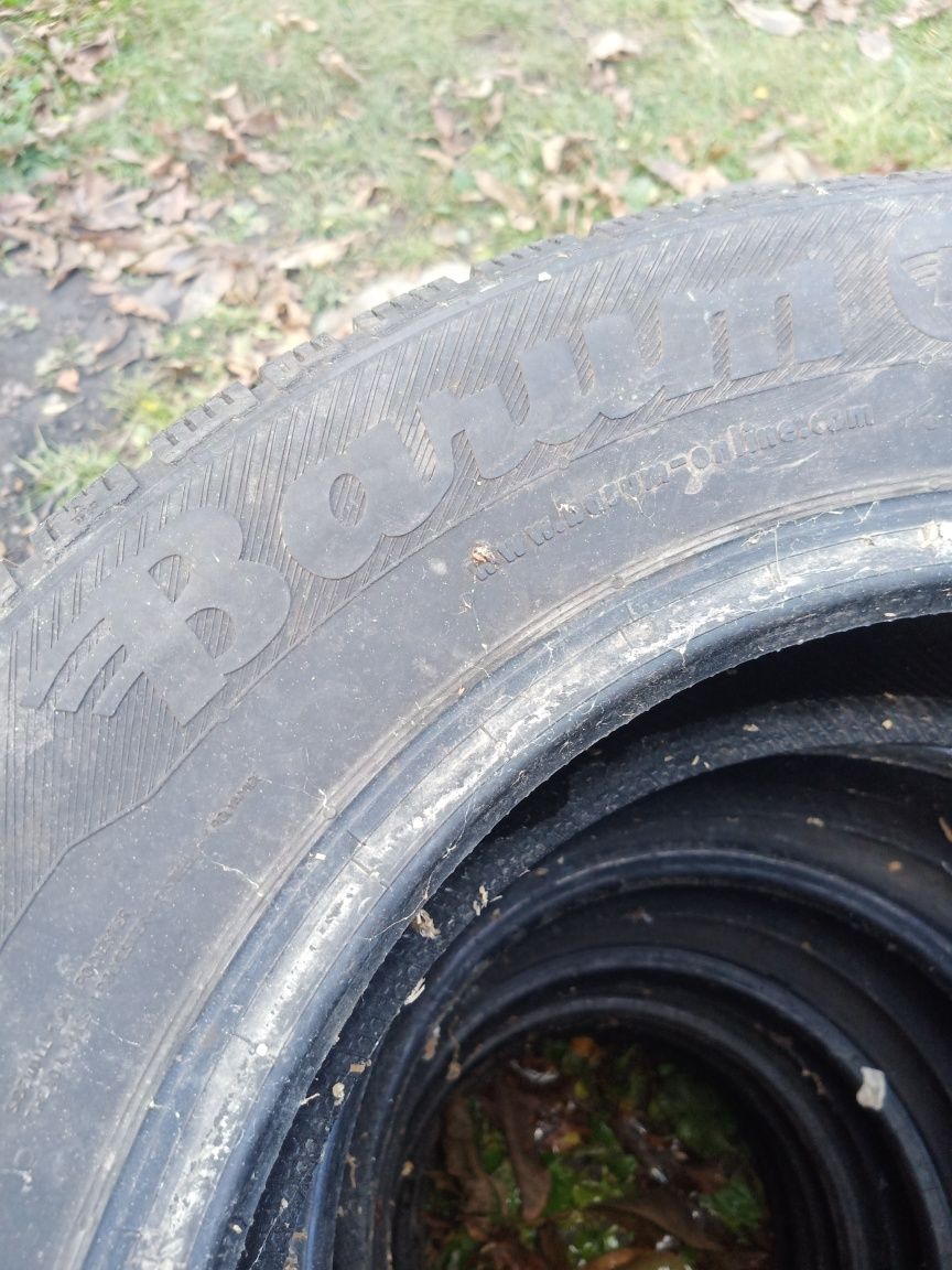 Продам резину 195/65R15