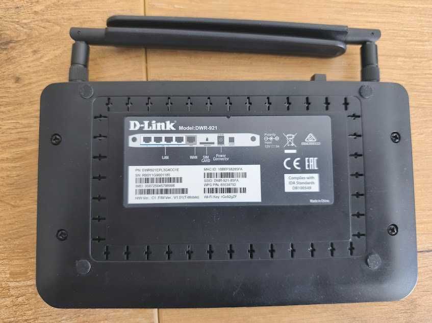 Ruter D-link DRW-921 4G