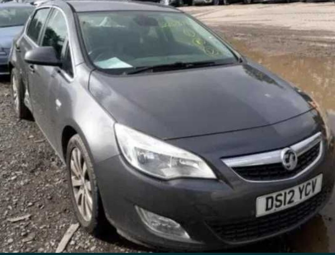 КАПОТ Opel Astra J астра розборка