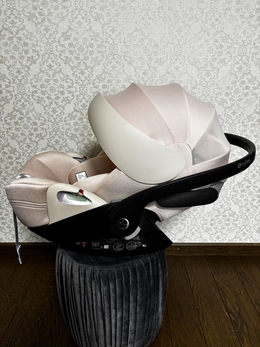 Автокрісло Cybex Cloud T+ plus i-Size Peach Pink рожевий колір