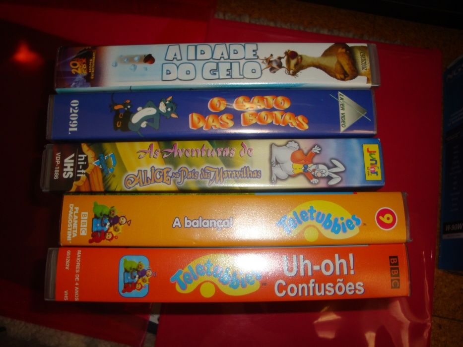 Cassetes vhs várias de desenhos animados