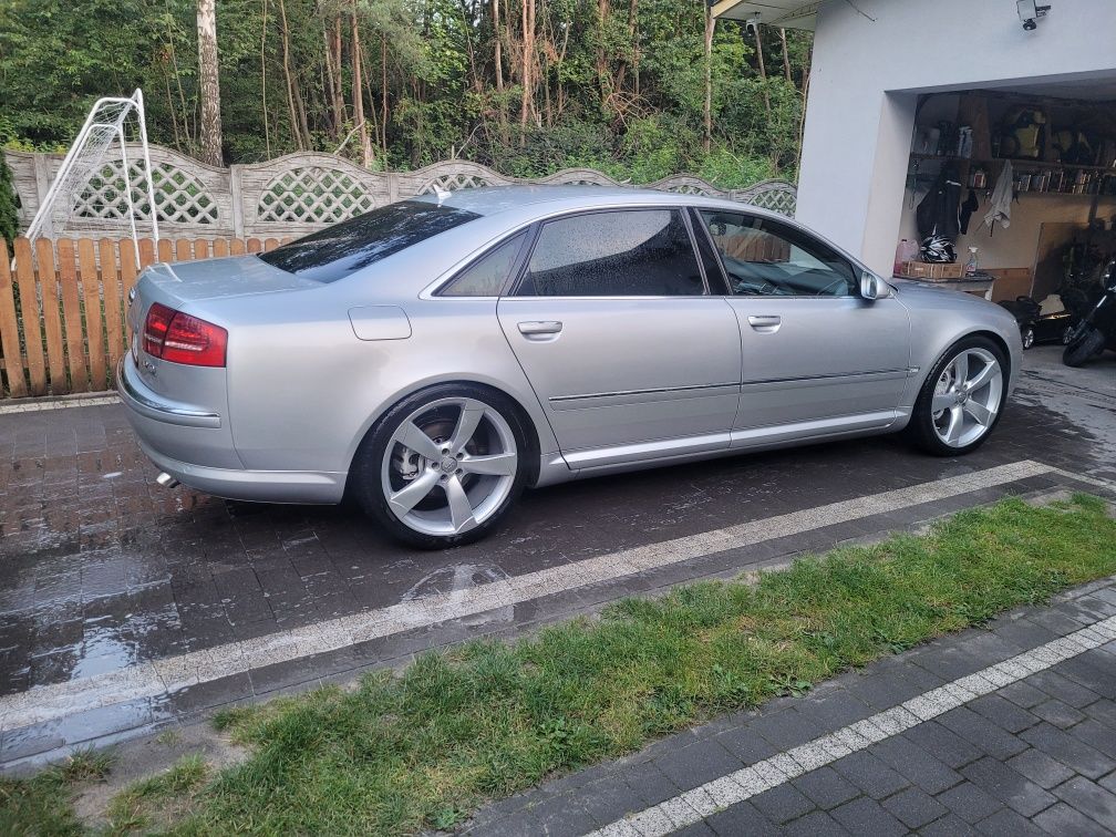 Audi A8L 4.2 TDI