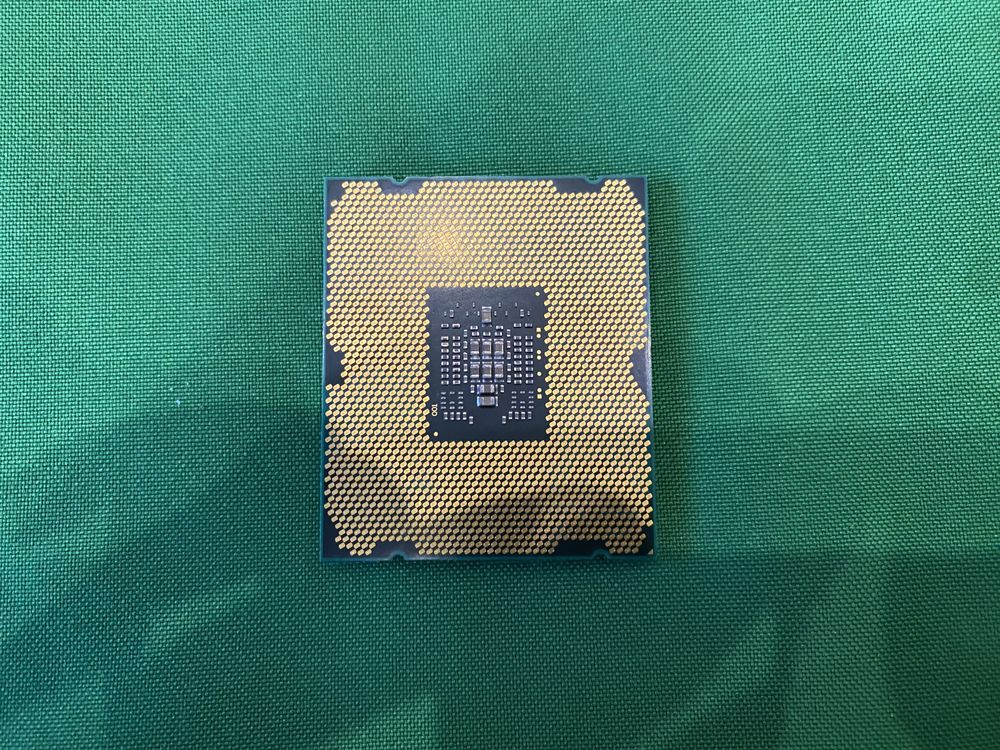 Xeon E5-1620 4 ядра / 8 потоков