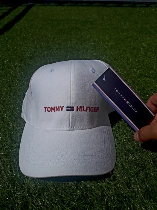 OKAZJA nowa biała czapka Tommy Hilfiger