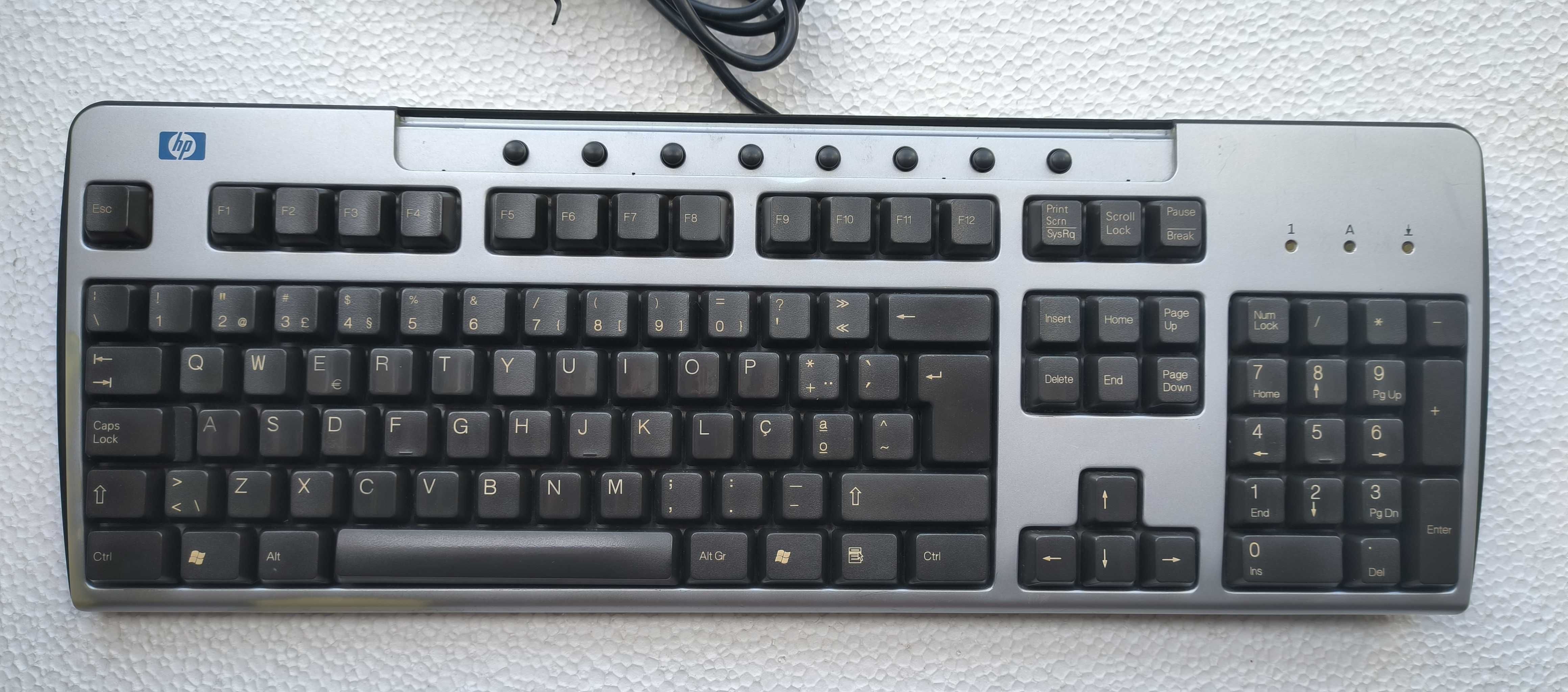 Teclado HP KU-0133: Conforto Ergonômico