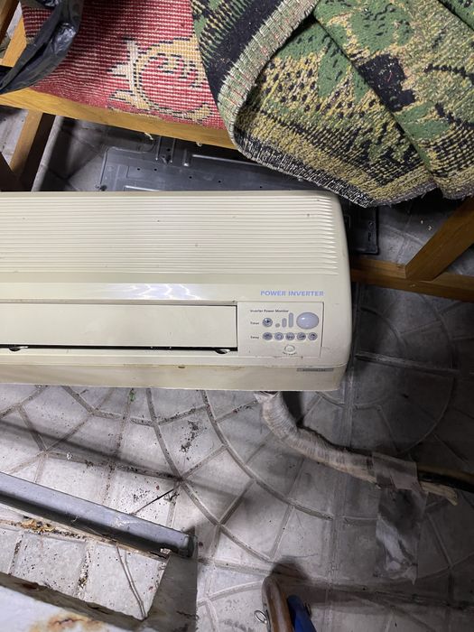 Кондиционер (самсунг 9 инвектор б/у)
