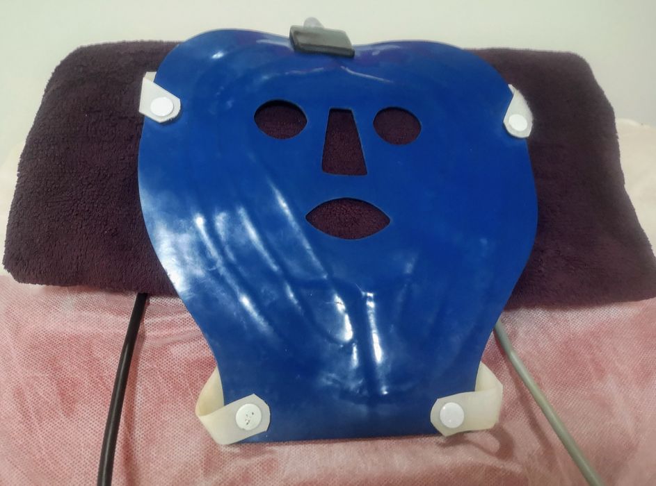 Equipamento com Máscara Termofacial marca Termosalud