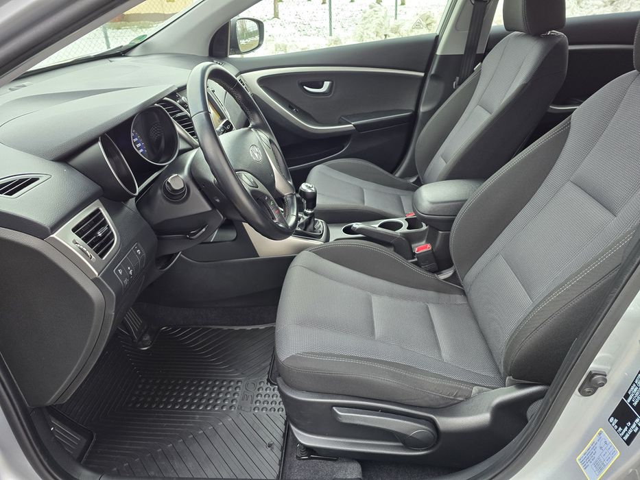 Hyundai i30# Hatchback# 2015r# 1.4B# z Niemiec