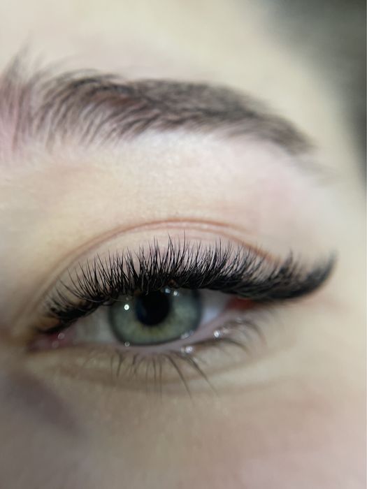 Нарощення вій