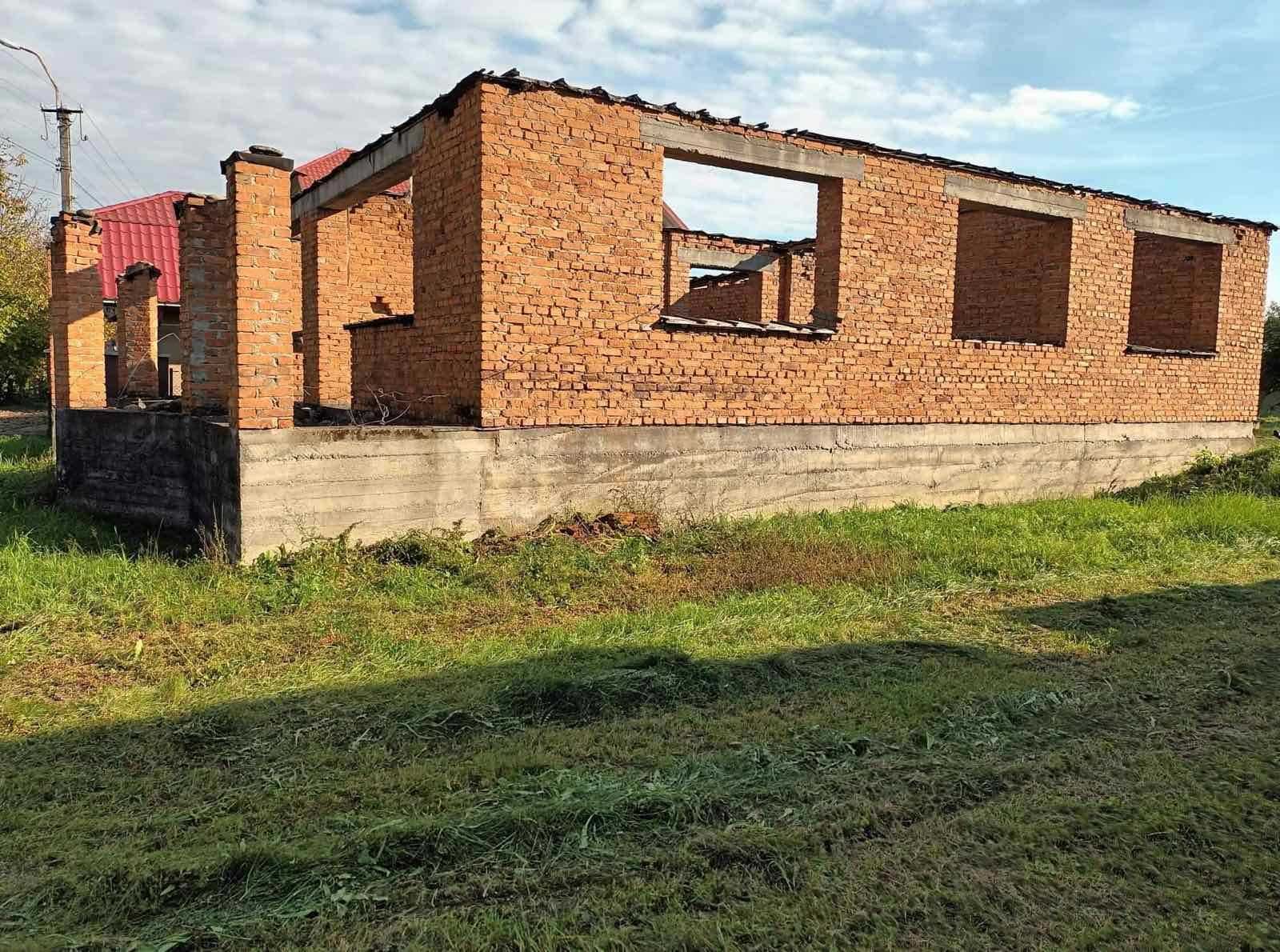 Продаж недобудованого будинку