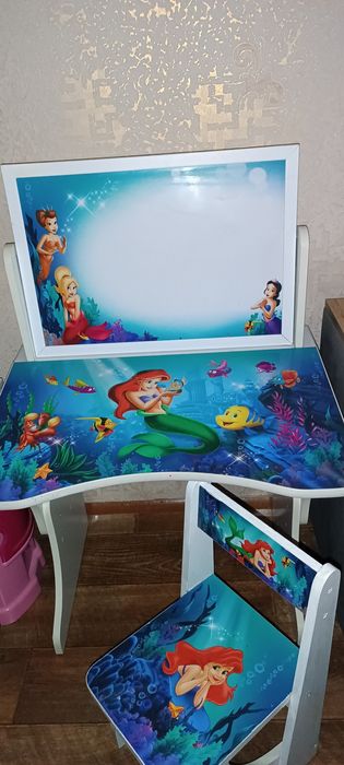 Продам дитячий стіл та стілець