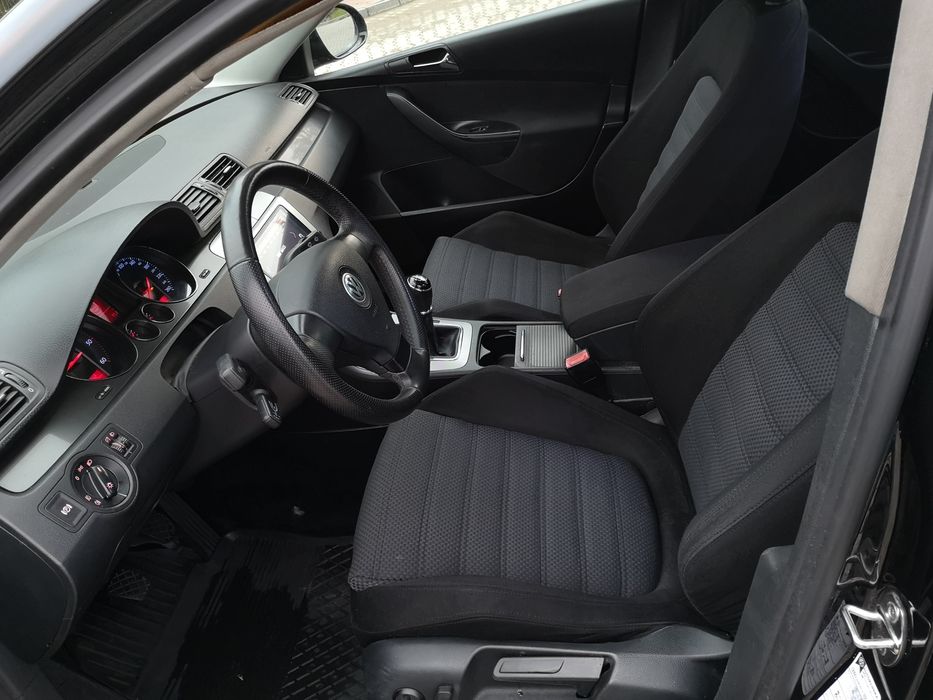Volkswagen Passat B6 2.0tdi 170km Navi Pdc Kamera