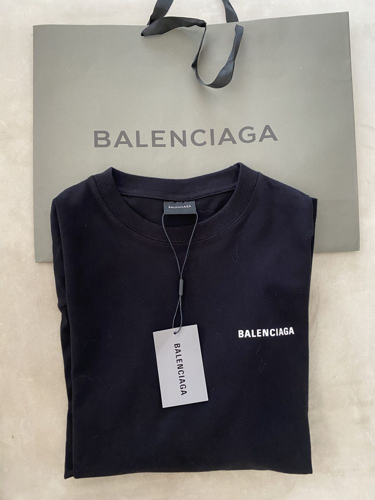 T shirt balenciaga