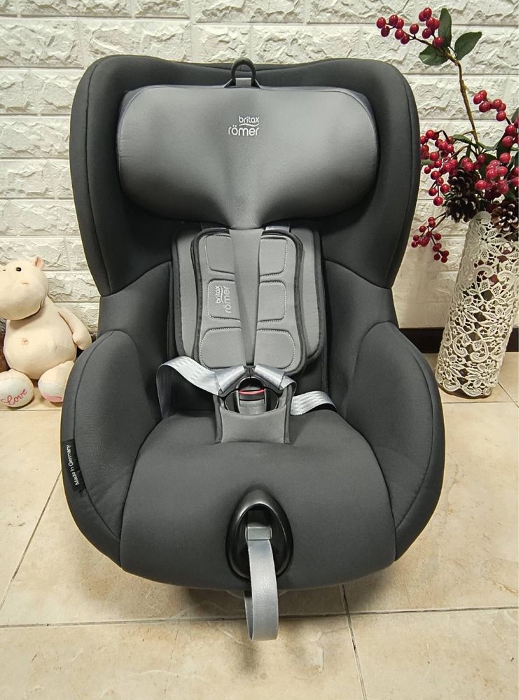 Автокрісло Britax Romer TRIFIX2 i-SIZE Група 1 (9-18 кг) детское
