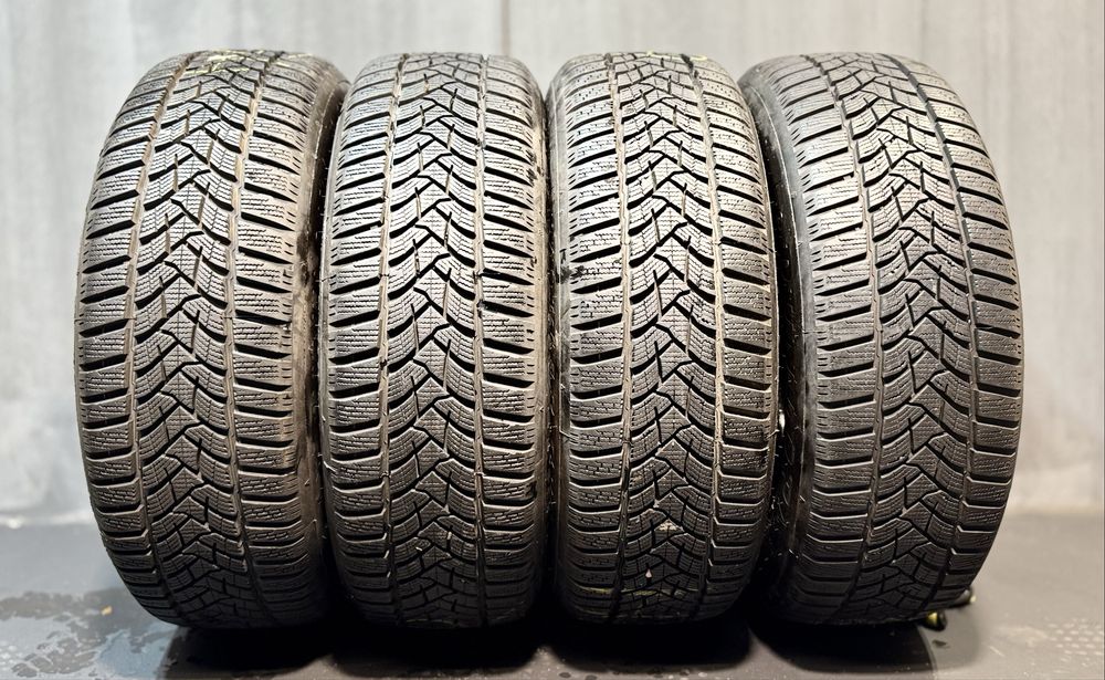 205/60 р16 зимові шини Dunlop Winter Sport 5  як нові 8мм колеса з нім