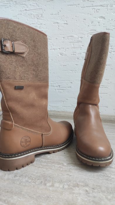 Зимові жіночі чоботи Tamaris