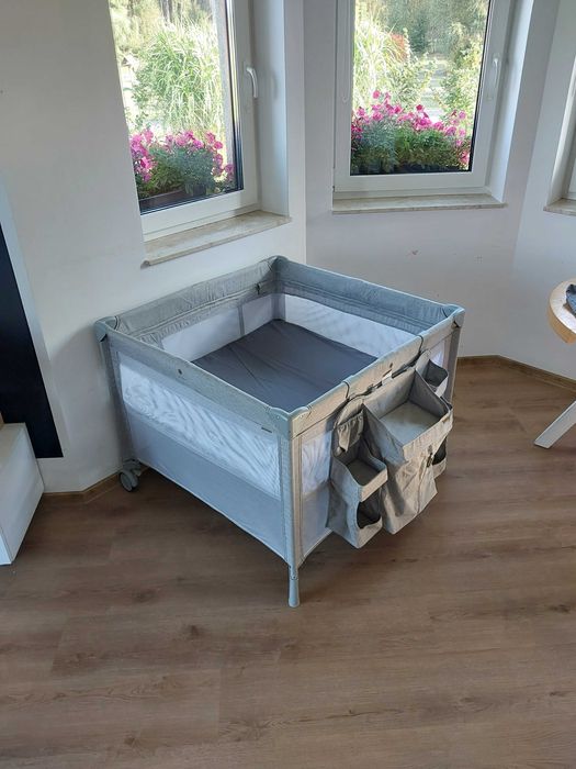 Topmark Kojec Dla Dziecka Łóżeczko Turystyczne Kwadratowe 1m x 1m