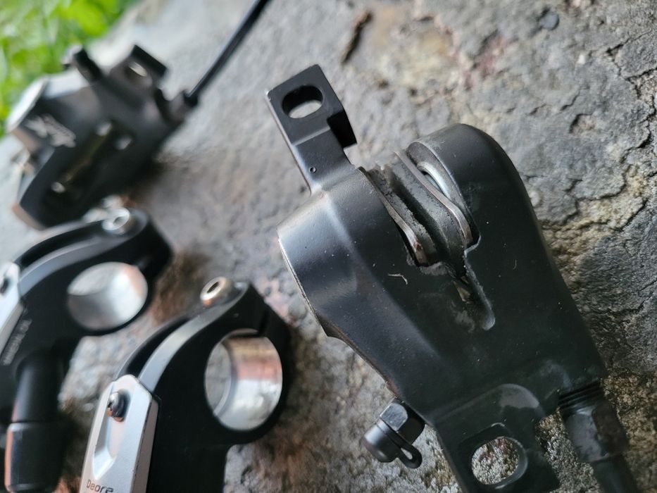 Гідравлічні гальма Shimano Deore XT M775