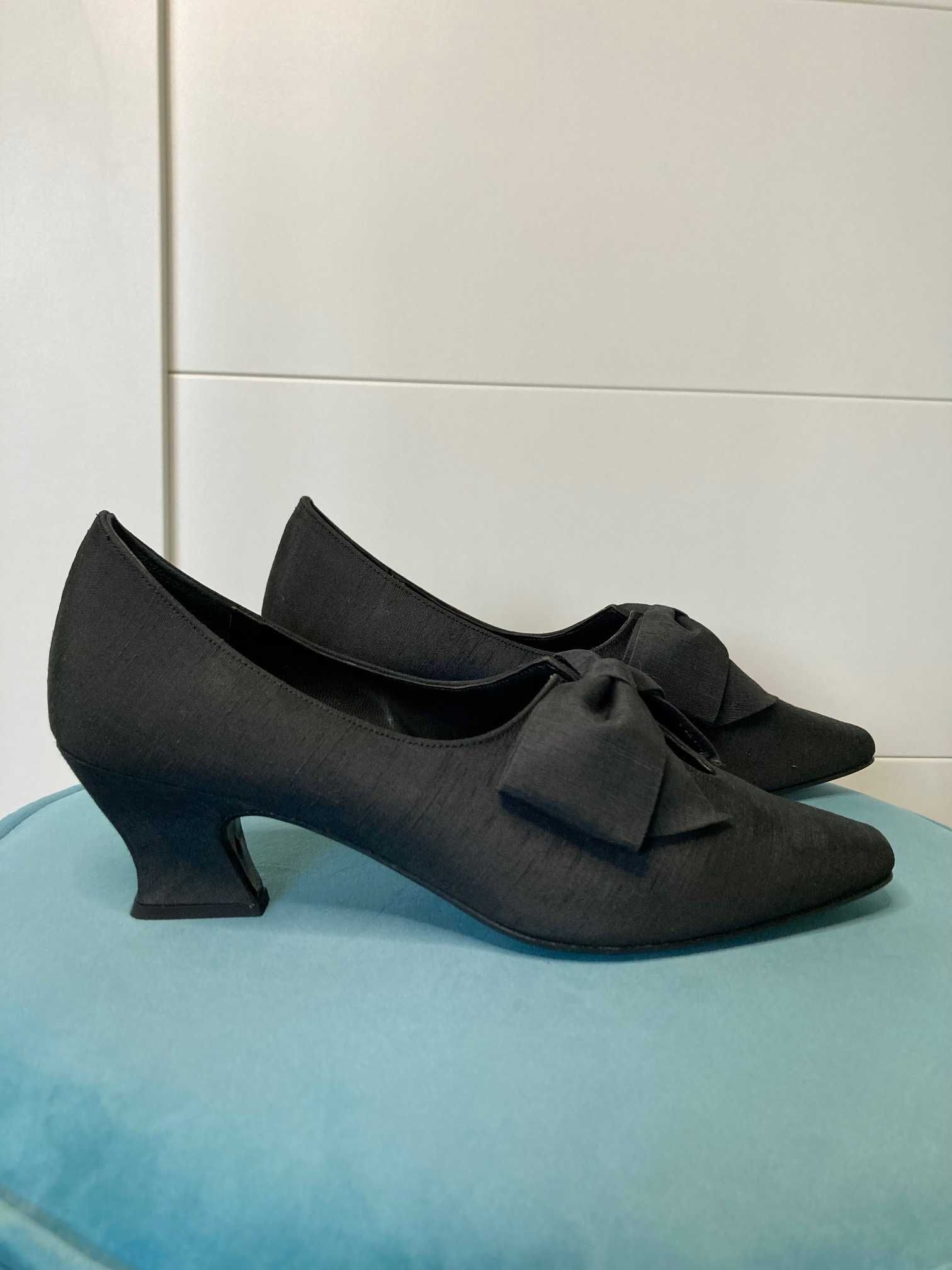 Nowe czarne buty czółenka Kenneth Cole NY vintage kokardy 38