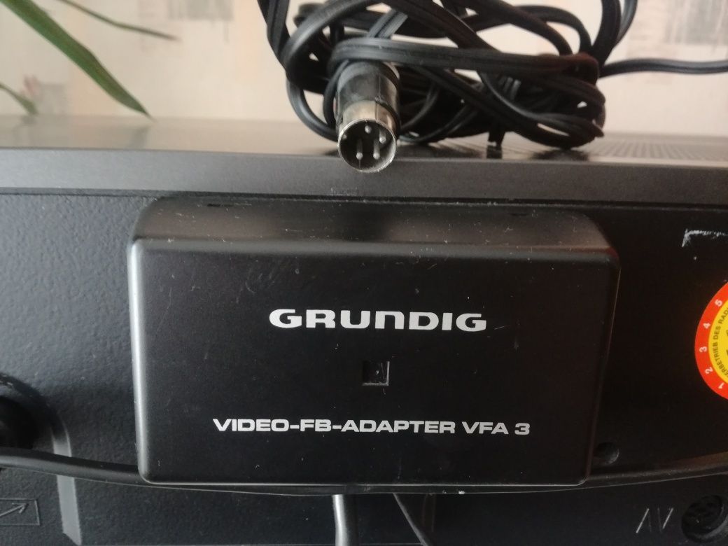 Grundig VIDEO 2000 + modul-fb vfa3