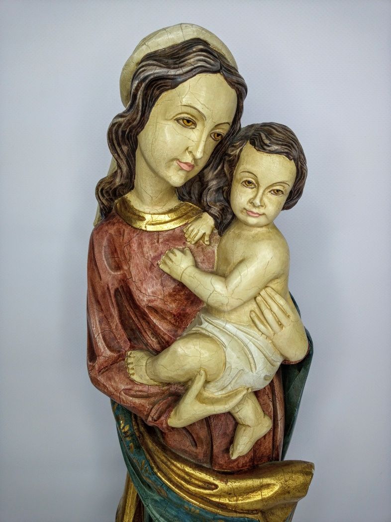 Drewniana figura