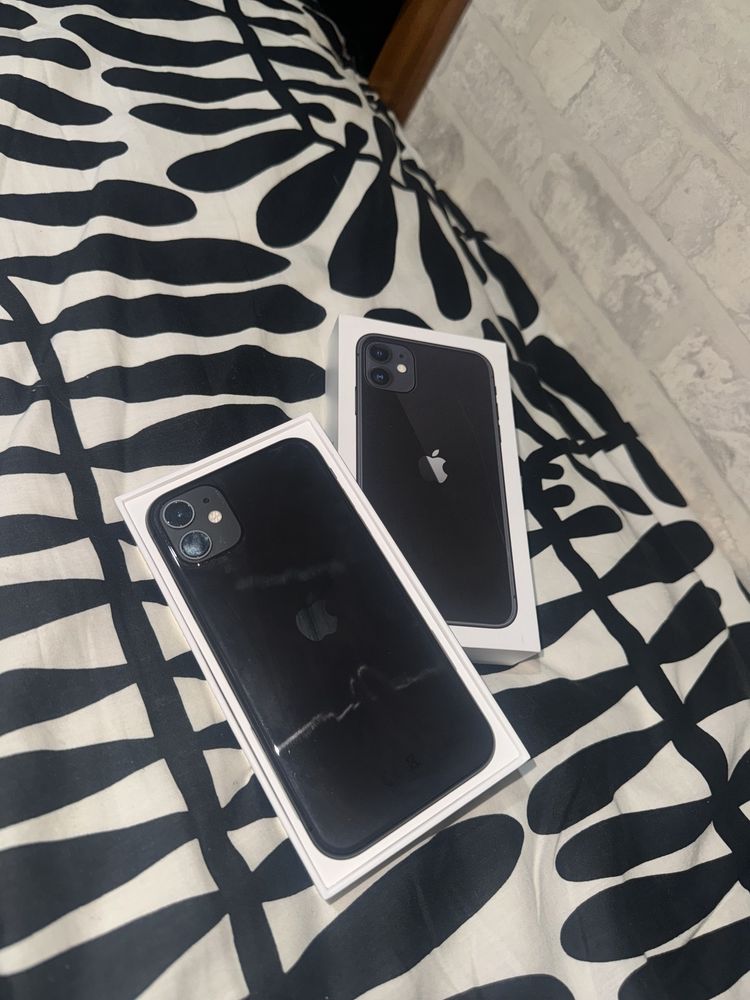 iPhone 11 Preto 64gb (como novo)