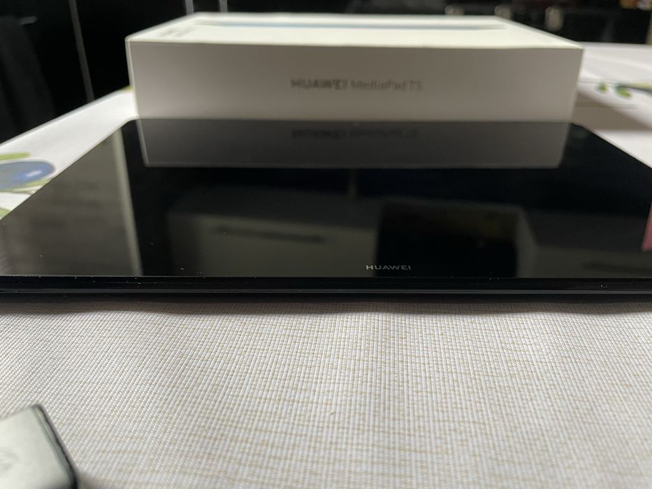 Планшет HUAWEI MediaPad T5   4/64GB