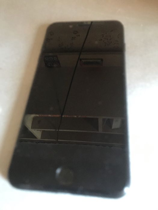 Продам iphone 7 plus 128