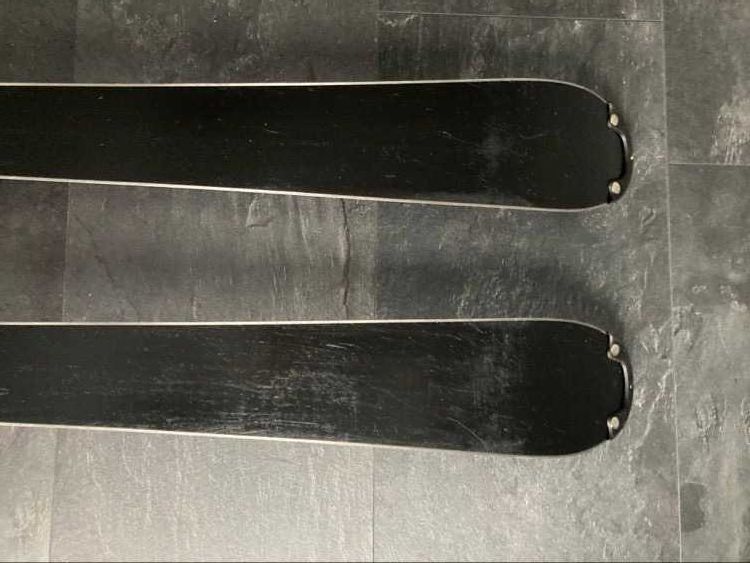 Narty Blizzard Shark 160 twin cut radius 9/13