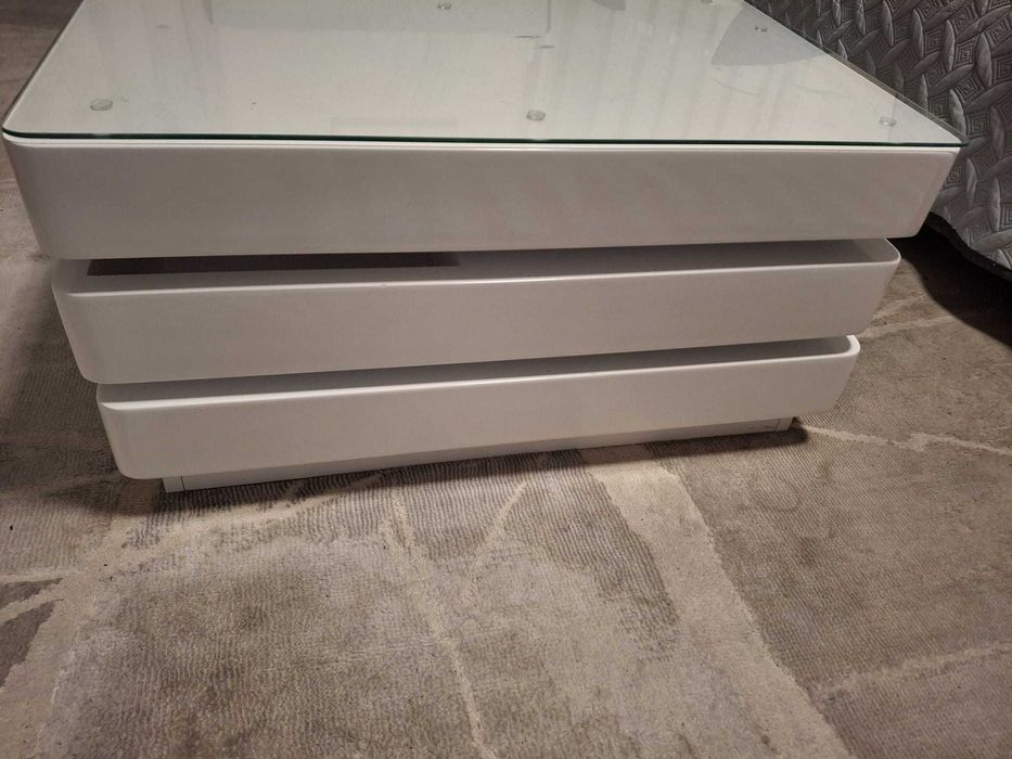 mesa branca quadrada giratória (sala)