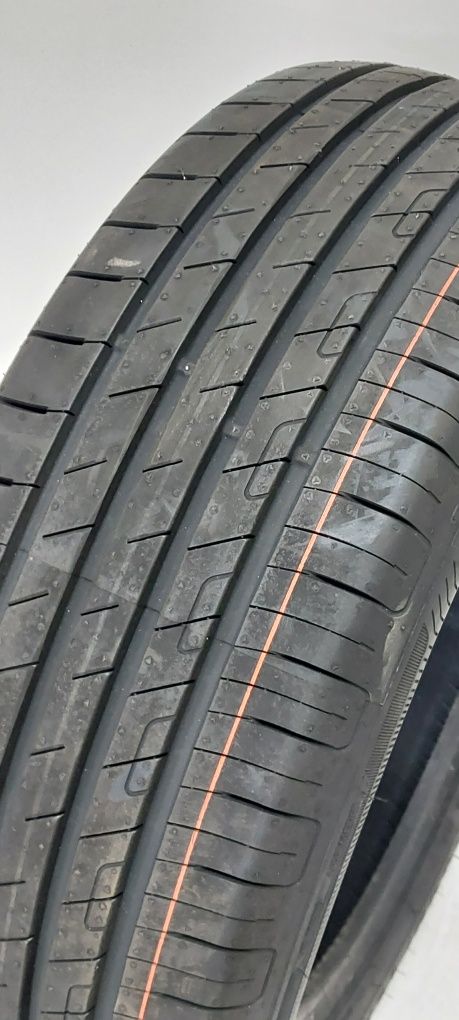 Opona 215/55/18 Goodyear Efficient Grip Performance  , Nowa , Letnia