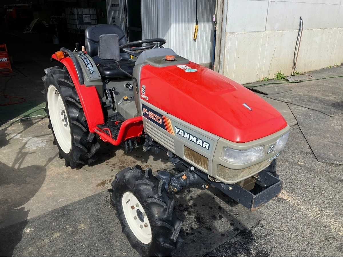 Traktor Yanmar F200S 4X4 - 20 KM