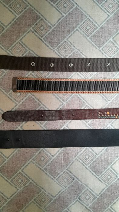 Ремені поясні. Шкіра та тканина.