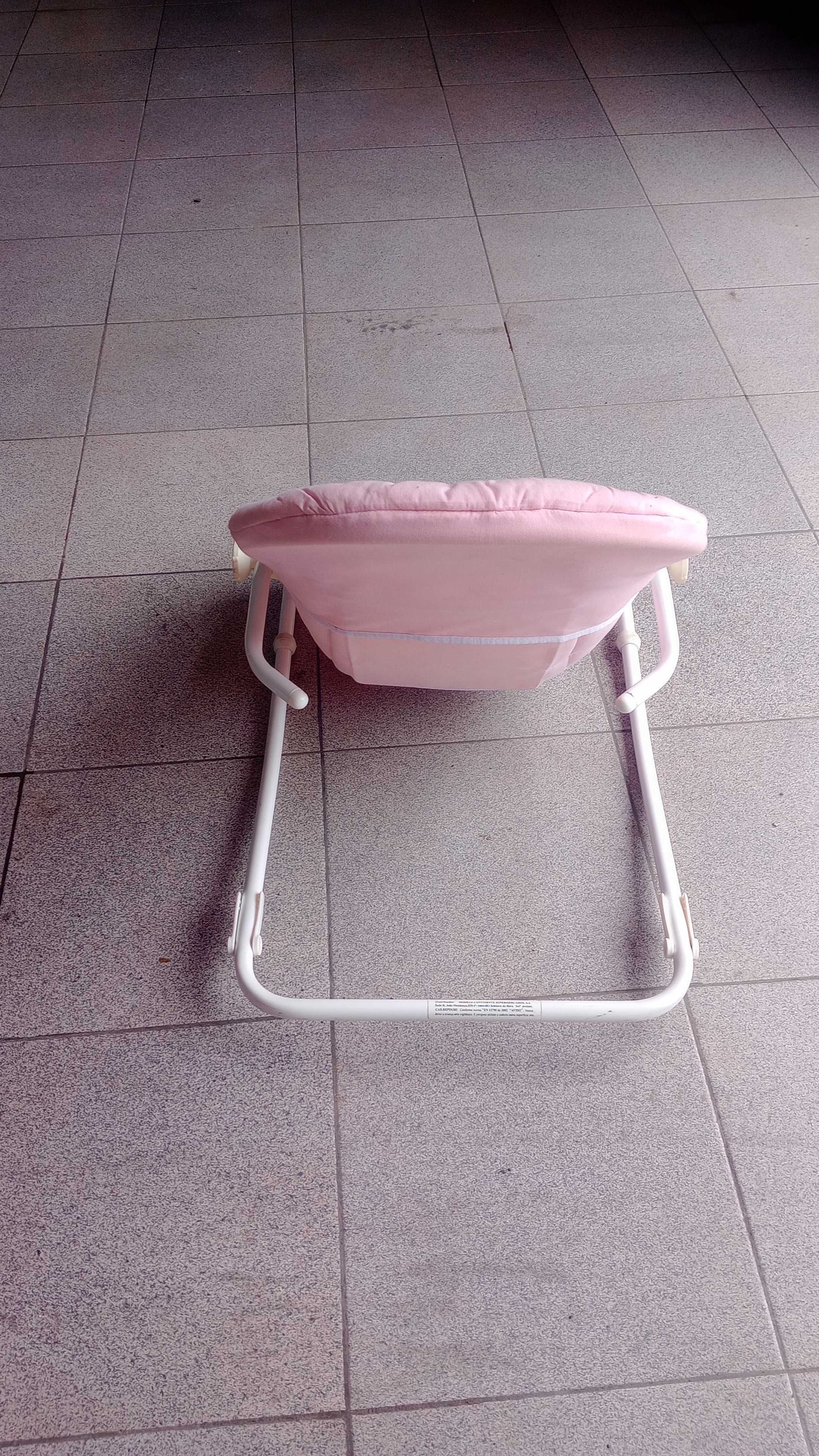 Espreguiçadeira para bebé/ menina