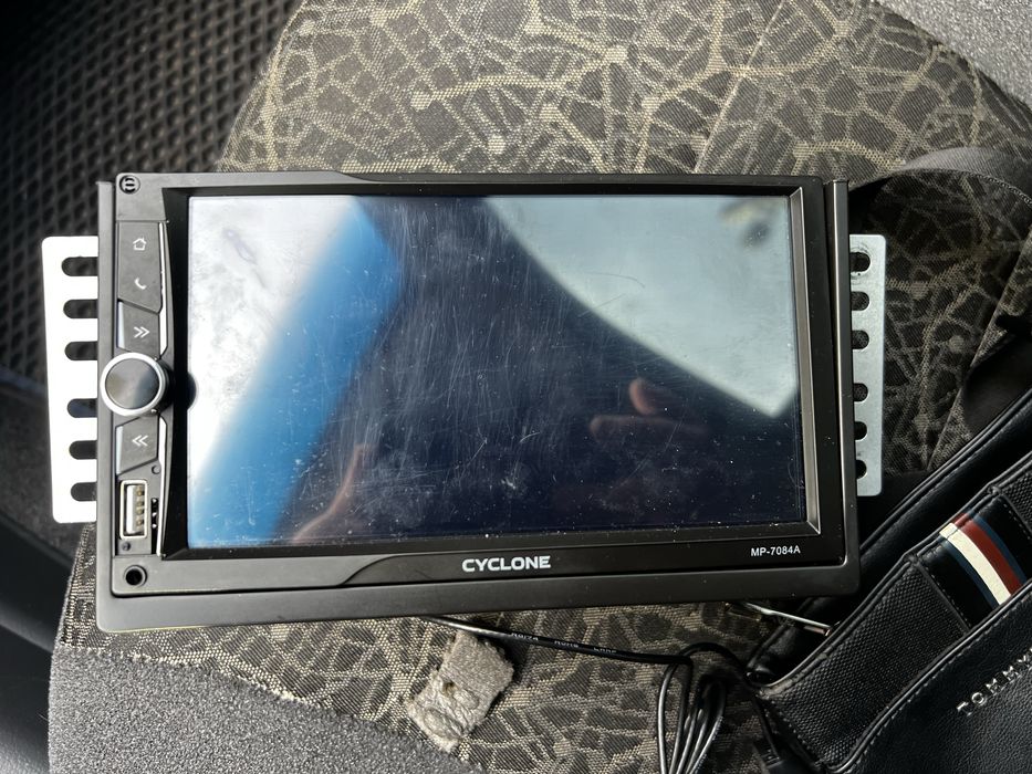 Продам автомагнитола