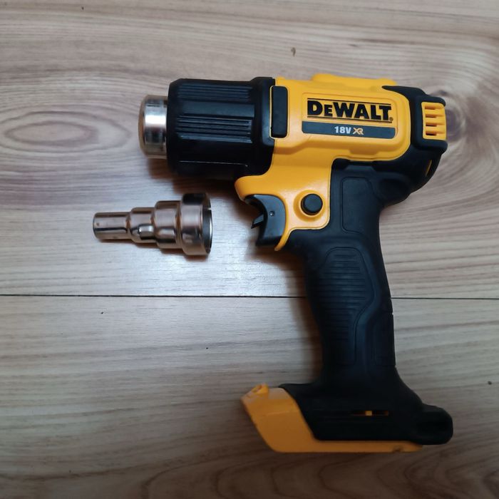 Фен DeWalt DCE530