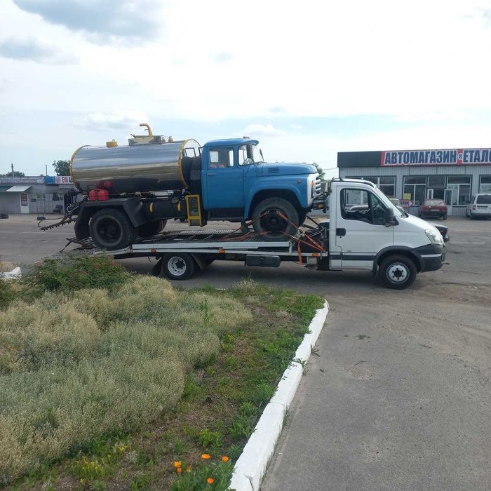 Евакуатор між Львовом і Києвом — два напрямки, максимальна надійність