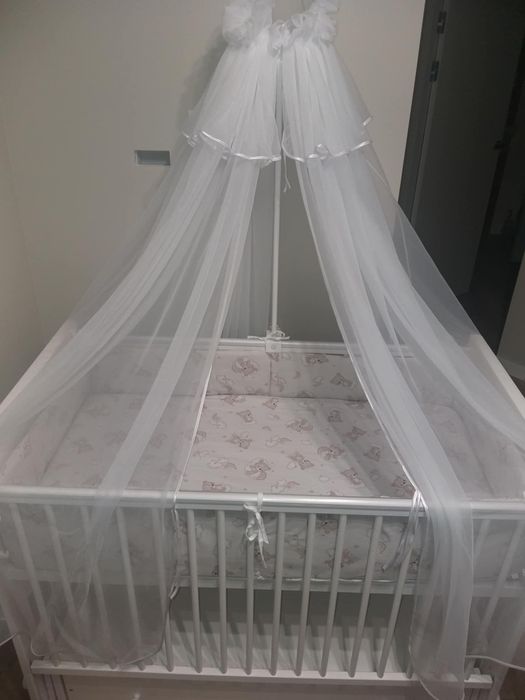 Baldachim do łóżeczka