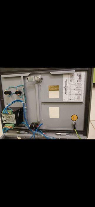 Вмикач резерву автоматичний АВР