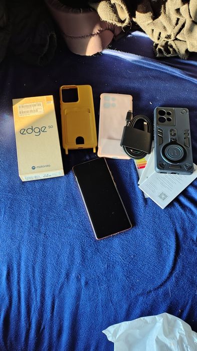 Motorola Edge 50. 12/512. Гарантия. Подарки