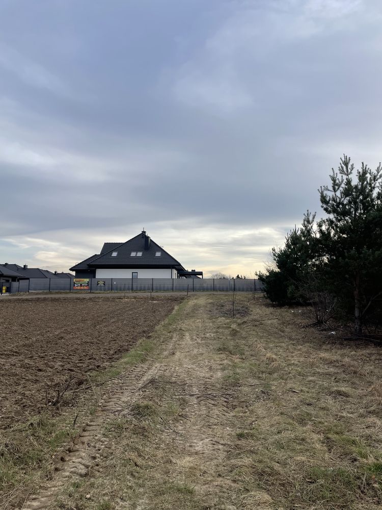 Sprzedam działkę budowlaną 1200m2- Skrzeszew