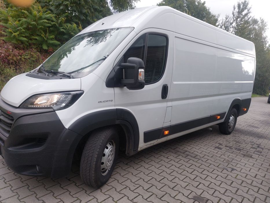 Wynajem busów Fiat Ducato