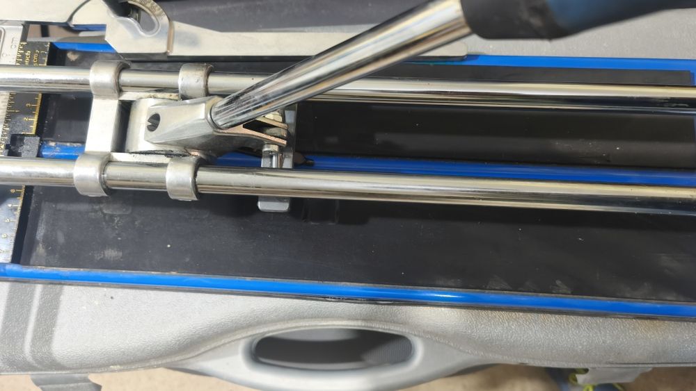 Vendo máquina de cortar ladrilho