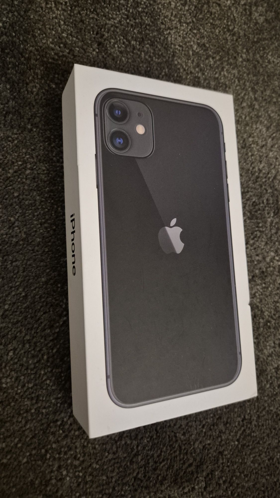Iphone 11.  128gb