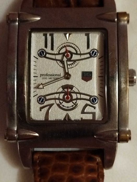 Чоловічий  годинник Швейцария TAG Heuer Autavia Professional 200 Meter