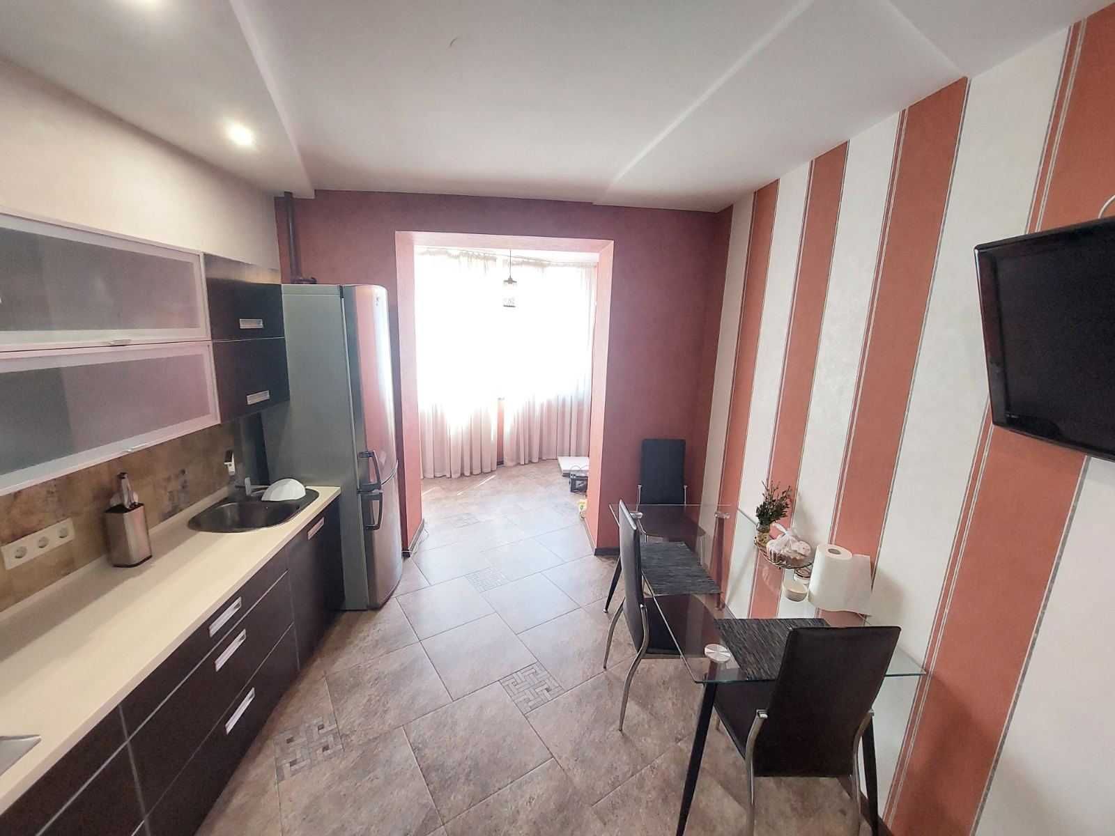 (5) Продаж 1к квартири по вул. Київська 6470