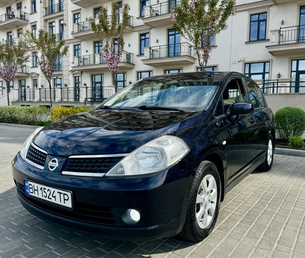 Nissan Tiida 1.6