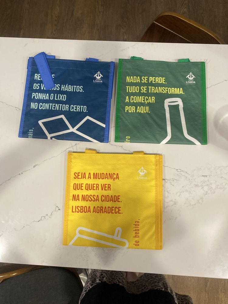 3 Sacos reutilizáveis para colcoar a reciclagem