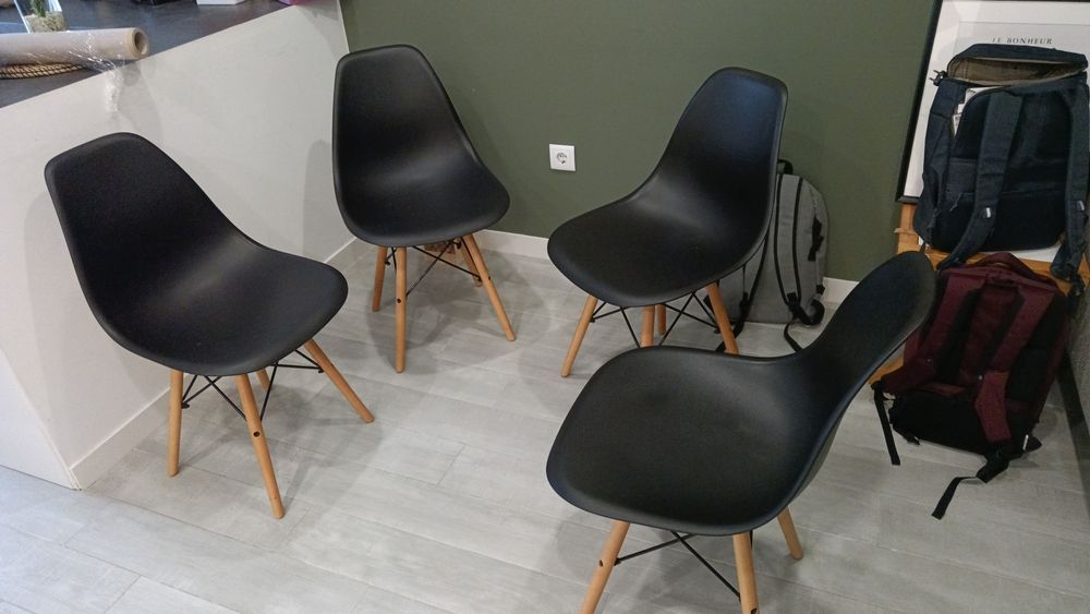 Conjunto de 4 cadeiras