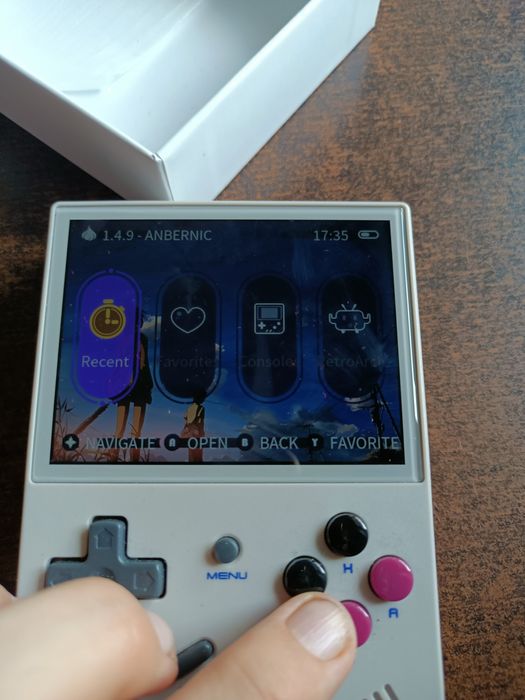 Konsola do gier retro anbernic